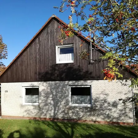 Holiday home Nr 32 - Am Yachthafen Carolinensiel