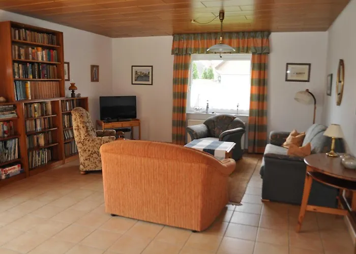 Nr 32 - Am Yachthafen Carolinensiel